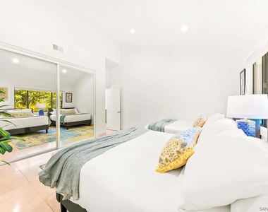 7256 Rue Michael - Photo Thumbnail 52
