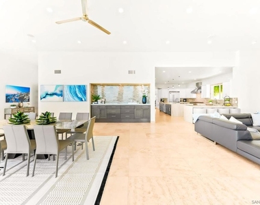 7256 Rue Michael - Photo Thumbnail 36
