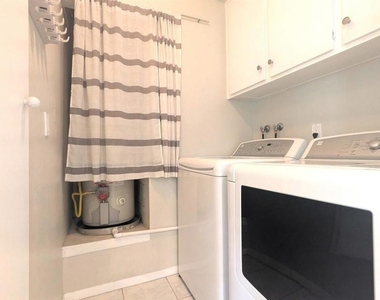 5057 Abuela Dr - Photo Thumbnail 7