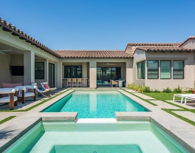 75147 Palisades Place - Photo Thumbnail 1