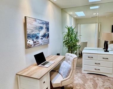 39 Blue River Drive - Photo Thumbnail 20