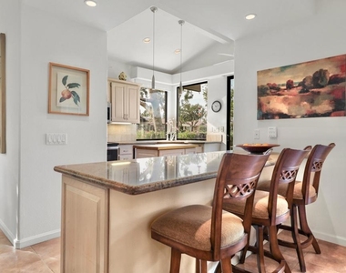 39 Blue River Drive - Photo Thumbnail 2