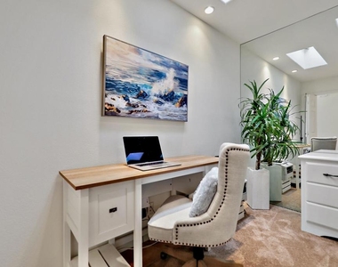 39 Blue River Drive - Photo Thumbnail 19