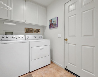 39 Blue River Drive - Photo Thumbnail 28