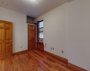 West 83rd Street - Photo Thumbnail 3