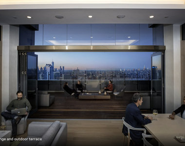 250 Ashland Place - Photo Thumbnail 8