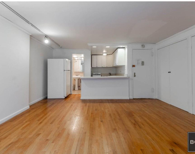West 92nd Street  - Photo Thumbnail 5