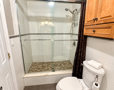 Davis Avenue and Castleton Avenue  - Photo Thumbnail 5