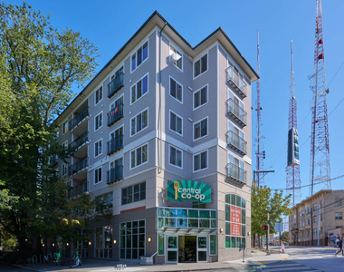 1530 15th Ave - Photo Thumbnail 36