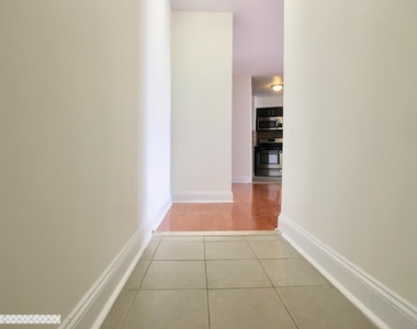3333 Broadway - Photo Thumbnail 4