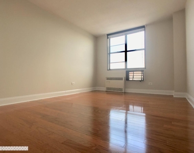 3333 Broadway - Photo Thumbnail 5