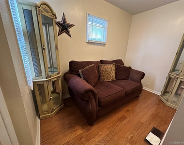 5 Hamilton Street - Photo Thumbnail 8
