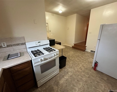 5 Hamilton Street - Photo Thumbnail 12