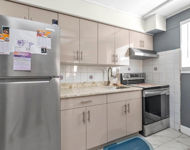 100-06 32nd Avenue - Photo Thumbnail 5