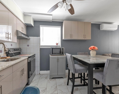 100-06 32nd Avenue - Photo Thumbnail 4