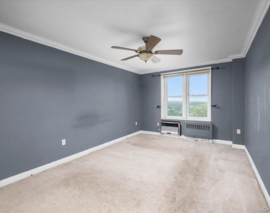 21 Fairview Avenue - Photo Thumbnail 9