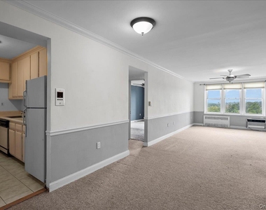 21 Fairview Avenue - Photo Thumbnail 1
