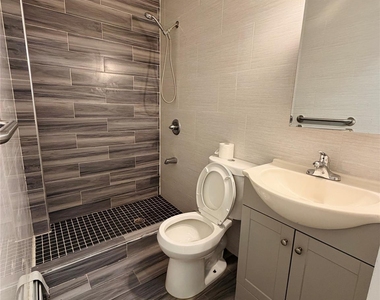 125 Wickham Avenue - Photo Thumbnail 5