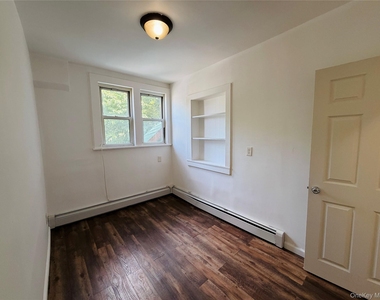 125 Wickham Avenue - Photo Thumbnail 4