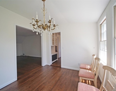 416 Ridgeway - Photo Thumbnail 14