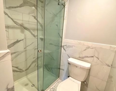 100 Westwood Drive - Photo Thumbnail 11