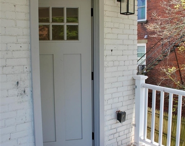 7 S Clinton Street - Photo Thumbnail 18