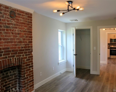 7 S Clinton Street - Photo Thumbnail 13