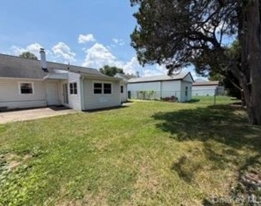 38 Island Street - Photo Thumbnail 16