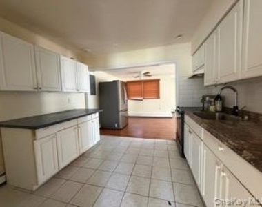 38 Island Street - Photo Thumbnail 4