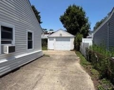 38 Island Street - Photo Thumbnail 19