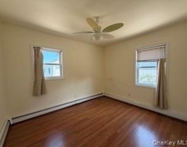 38 Island Street - Photo Thumbnail 13