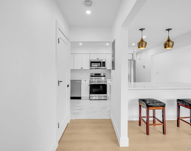2386 New York Avenue - Photo Thumbnail 8