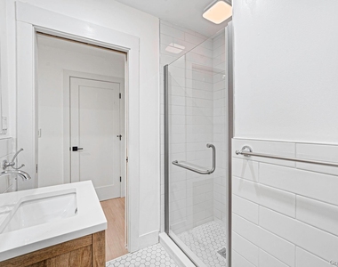 2386 New York Avenue - Photo Thumbnail 19