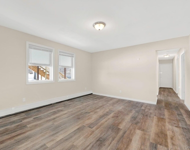 2129 Julia Goldbach Avenue - Photo Thumbnail 6