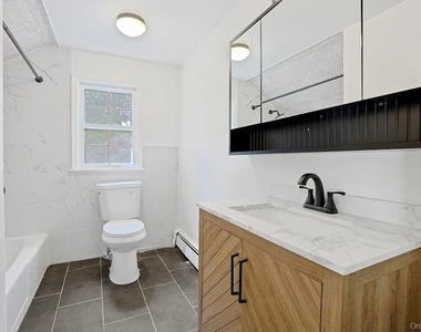 547 King Street - Photo Thumbnail 13