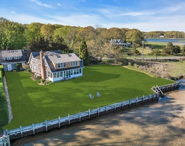 10450 New Suffolk Avenue - Photo Thumbnail 25