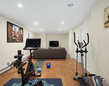 30 Palmer Lane - Photo Thumbnail 15