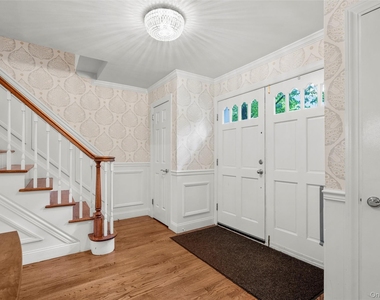 341 Orienta Avenue - Photo Thumbnail 3