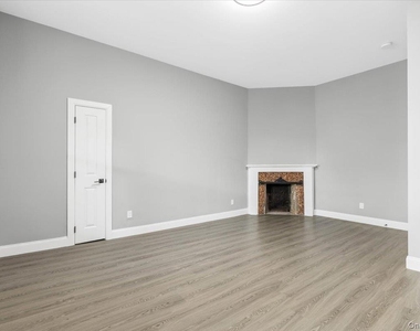 222 Primrose Avenue - Photo Thumbnail 8