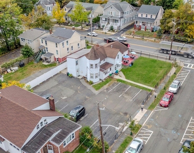 169 Sickles Avenue - Photo Thumbnail 17