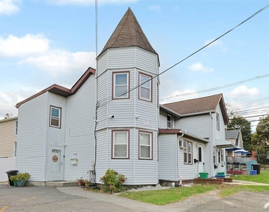 169 Sickles Avenue - Photo Thumbnail 4