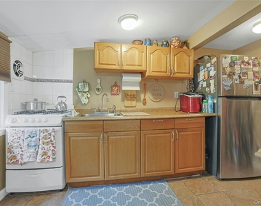 169 Sickles Avenue - Photo Thumbnail 12