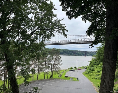 24 Hudson Heights Drive - Photo Thumbnail 17