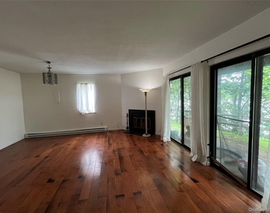 24 Hudson Heights Drive - Photo Thumbnail 10