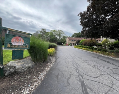 24 Hudson Heights Drive - Photo Thumbnail 23