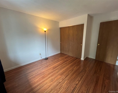 24 Hudson Heights Drive - Photo Thumbnail 19