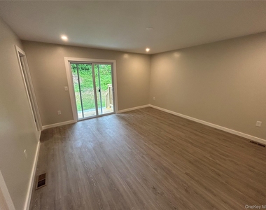 10 Diviesti Drive - Photo Thumbnail 8