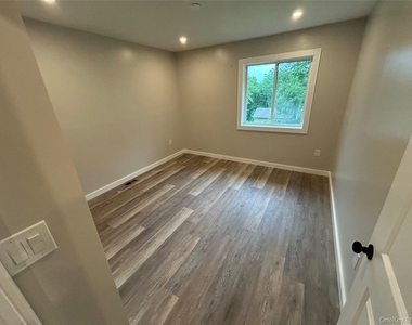 10 Diviesti Drive - Photo Thumbnail 11
