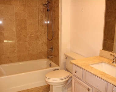 405 Trump Park - Photo Thumbnail 25