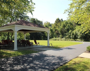 405 Trump Park - Photo Thumbnail 29